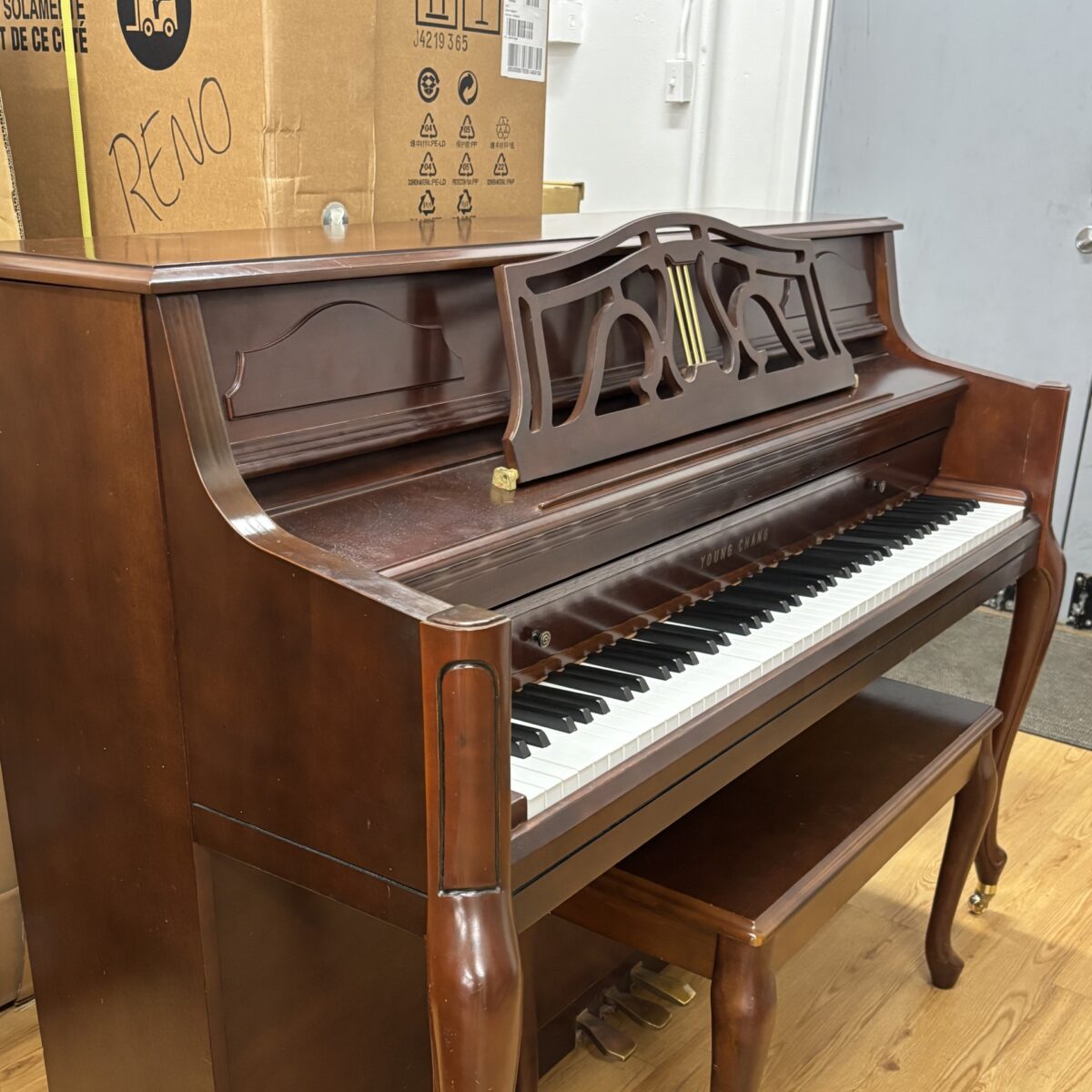 Young Chang AF-108 Upright